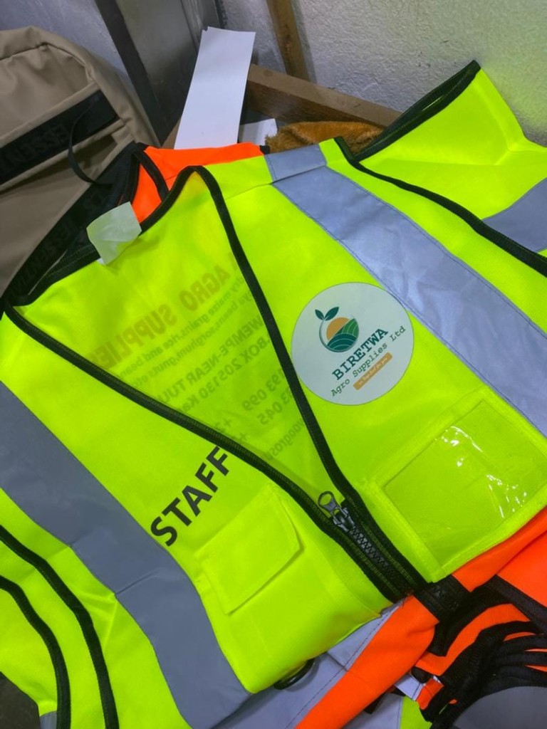 Biretwa staff vest